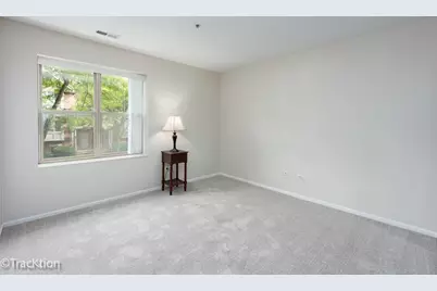 57 E Hattendorf Avenue #210, Roselle, IL 60172 - Photo 10