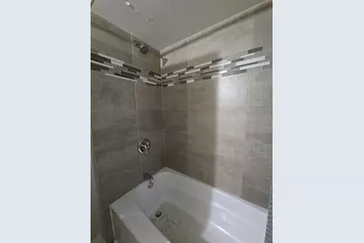 8622 S Escanaba Avenue, Chicago, IL 60617 - Photo 24