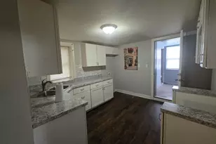 8622 S Escanaba Ave, Chicago, IL 60617 - Photo 14