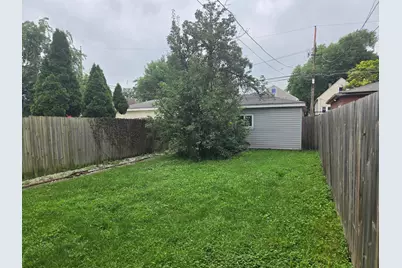 8622 S Escanaba Avenue, Chicago, IL 60617 - Photo 28