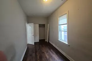 8622 S Escanaba Ave, Chicago, IL 60617 - Photo 10
