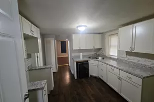 8622 S Escanaba Ave, Chicago, IL 60617 - Photo 16