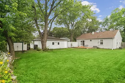 1005 E Lilac Drive, Palatine, IL 60074 - Photo 16