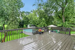 517 Dean St, Woodstock, IL 60098 - Photo 30