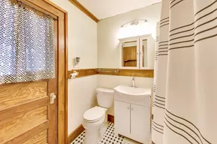 808 N Spring St, Elgin, IL 60120 - Photo 18