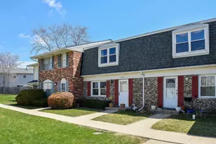 940 Miller Ave, Streamwood, IL 60107 - Photo 1