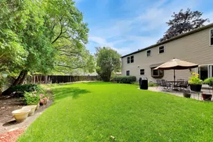 808 Dawes St, Libertyville, IL 60048 - Photo 42