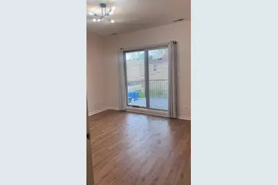7955 S Manistee Avenue, Chicago, IL 60617 - Photo 4
