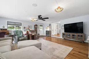 1122 Timber Trails Rd, Downers Grove, IL 60516 - Photo 8
