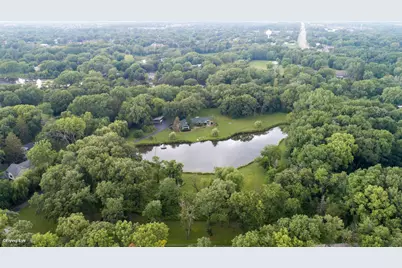 1122 Timber Trails Road, Downers Grove, IL 60516 - Photo 2