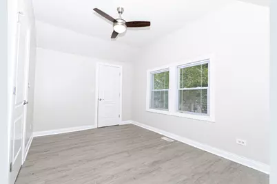 2824 N Springfield Avenue, Chicago, IL 60618 - Photo 36