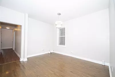 2824 N Springfield Avenue, Chicago, IL 60618 - Photo 8
