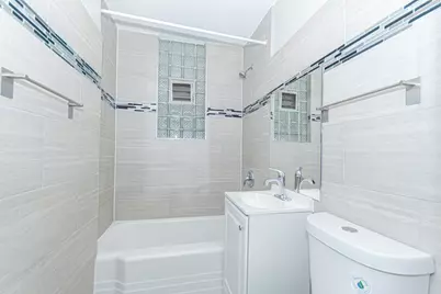 2824 N Springfield Avenue, Chicago, IL 60618 - Photo 18