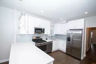 2824 N Springfield Ave, Chicago, IL 60618 - Photo 12