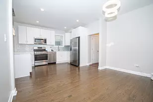 2824 N Springfield Ave, Chicago, IL 60618 - Photo 10