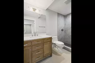 1036 Lake St, Oak Park, IL 60301 - Photo 22