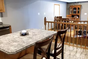 432 N Kenosha Ave, Oglesby, IL 61348 - Photo 6