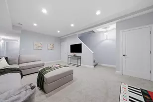1457 W Fry St, Chicago, IL 60642 - Photo 22