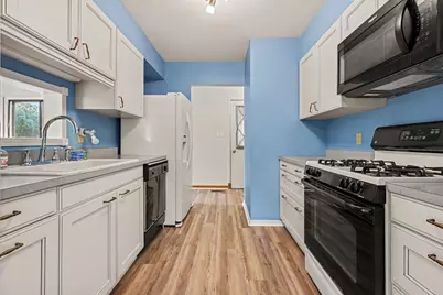 1100 Saratoga Lane #1100, Chesterton, IN 46304 - Photo 8