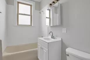 5544 W Leland Ave, Chicago, IL 60630 - Photo 10