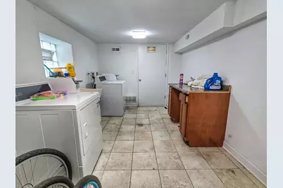 4917 W Addison Street, Chicago, IL 60641 - Photo 8
