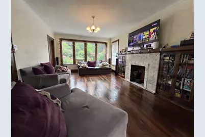 4917 W Addison Street, Chicago, IL 60641 - Photo 2