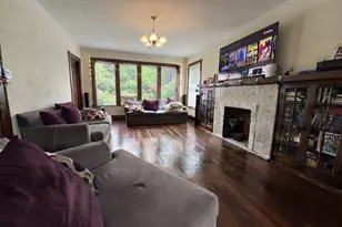 4917 W Addison St, Chicago, IL 60641 - Photo 2