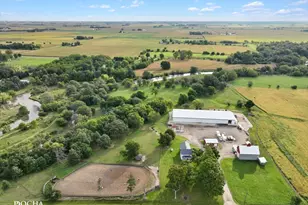 4266 E 1553rd Rd, Earlville, IL 60518 - Photo 54