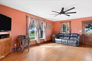 4266 E 1553rd Rd, Earlville, IL 60518 - Photo 14