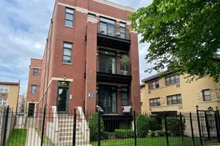 2054 W Chase Ave, Chicago, IL 60645 - Photo 1