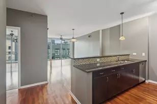 125 S Green St, Chicago, IL 60607 - Photo 2