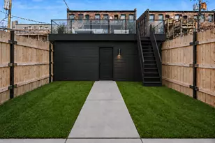 4719 S Ingleside Ave, Chicago, IL 60615 - Photo 2