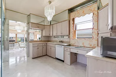 3944 W Greenleaf Avenue, Lincolnwood, IL 60712 - Photo 14