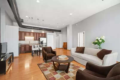 333 W Hubbard Street #709, Chicago, IL 60654 - Photo 6