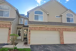 325 N Patriot Dr, Hainesville, IL 60030 - Photo 1