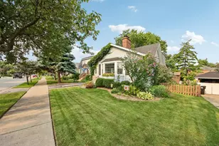 1216 Canfield Rd, Park Ridge, IL 60068 - Photo 4