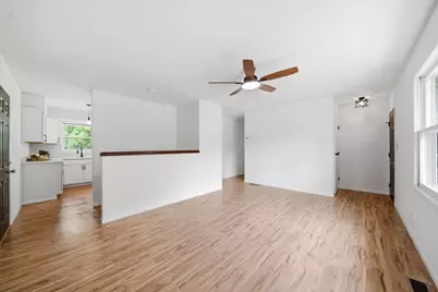 9309 Baldwin Drive, Machesney Park, IL 61115 - Photo 8
