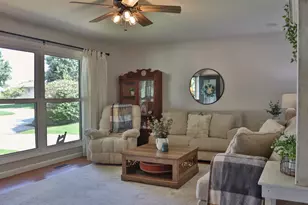 1214 Easy St, Palmyra, MO 63461 - Photo 12