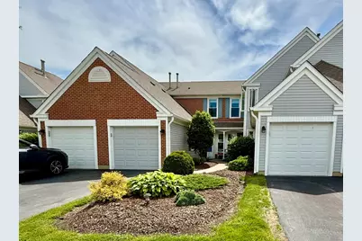259 Doral Court #6, Elk Grove Village, IL 60007 - Photo 1