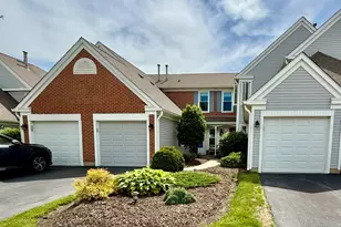 259 Doral Ct, Elk Grove Village, IL 60007 - Photo 1