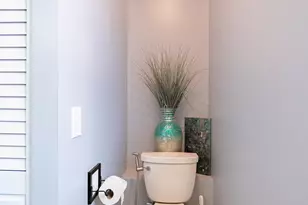 1445 N Mohawk St, Chicago, IL 60610 - Photo 28