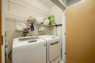 3946 N Ravenswood Ave, Chicago, IL 60613 - Photo 16