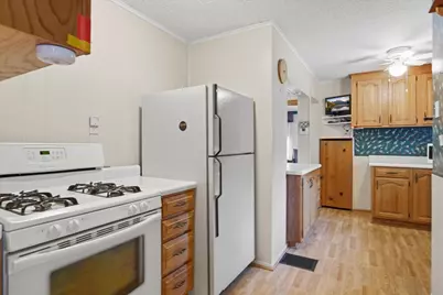 709 Institute Boulevard, Dixon, IL 61021 - Photo 10