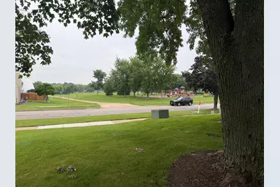 699 Canterbury Drive, Hanover Park, IL 60133 - Photo 16