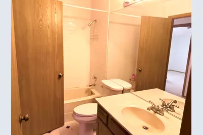 699 Canterbury Drive, Hanover Park, IL 60133 - Photo 10