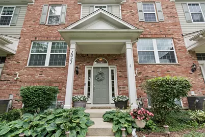 1021 Crane Point, Elgin, IL 60124 - Photo 1