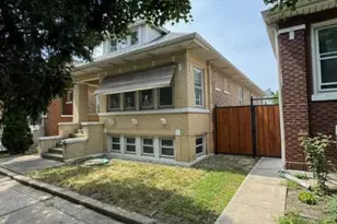4936 S Kedvale Ave, Chicago, IL 60632 - Photo 2