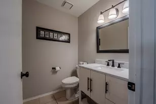 2206 Farmdale Ln, Freeport, IL 61032 - Photo 16