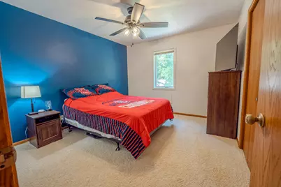 2206 Farmdale Lane, Freeport, IL 61032 - Photo 18