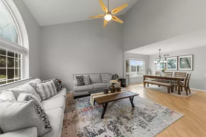 422 Cardinal Drive, Bartlett, IL 60103 - Photo 2